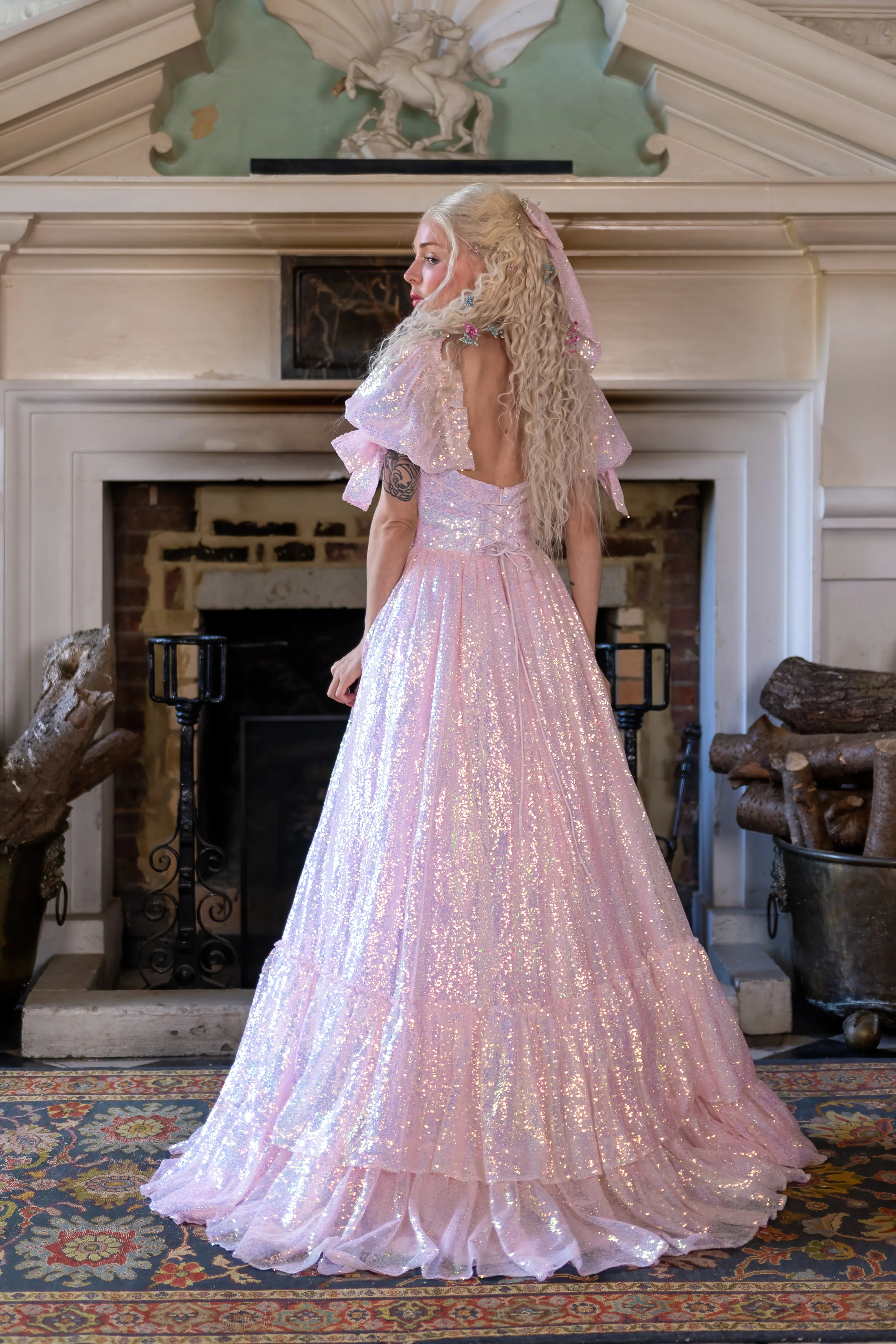 Aphrodite's Kiss Legacy Gown - Image 14