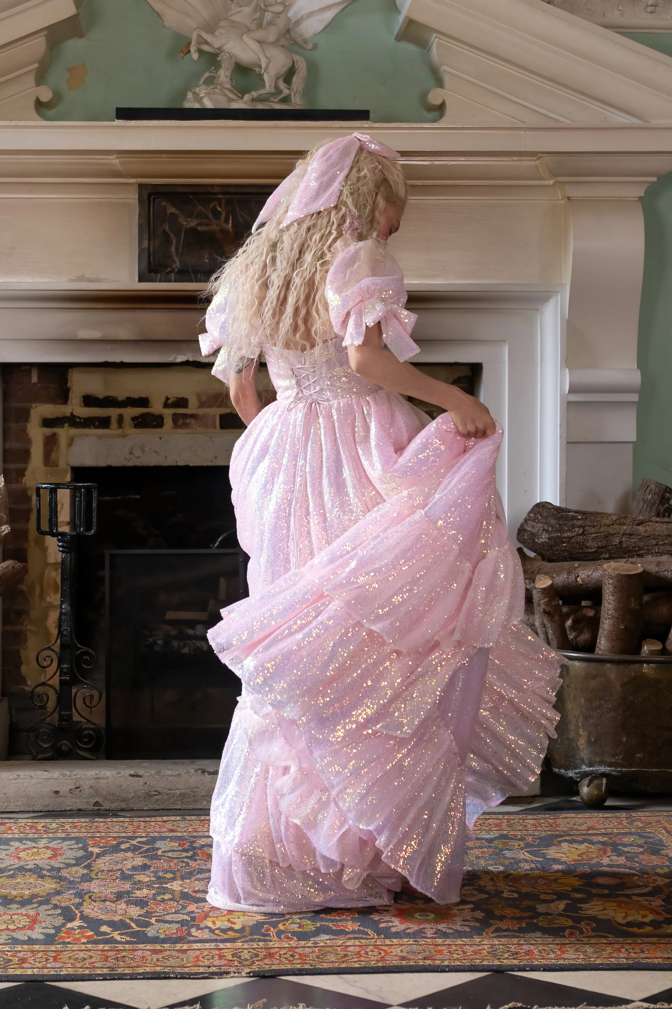 Aphrodite's Kiss Legacy Gown - Image 17