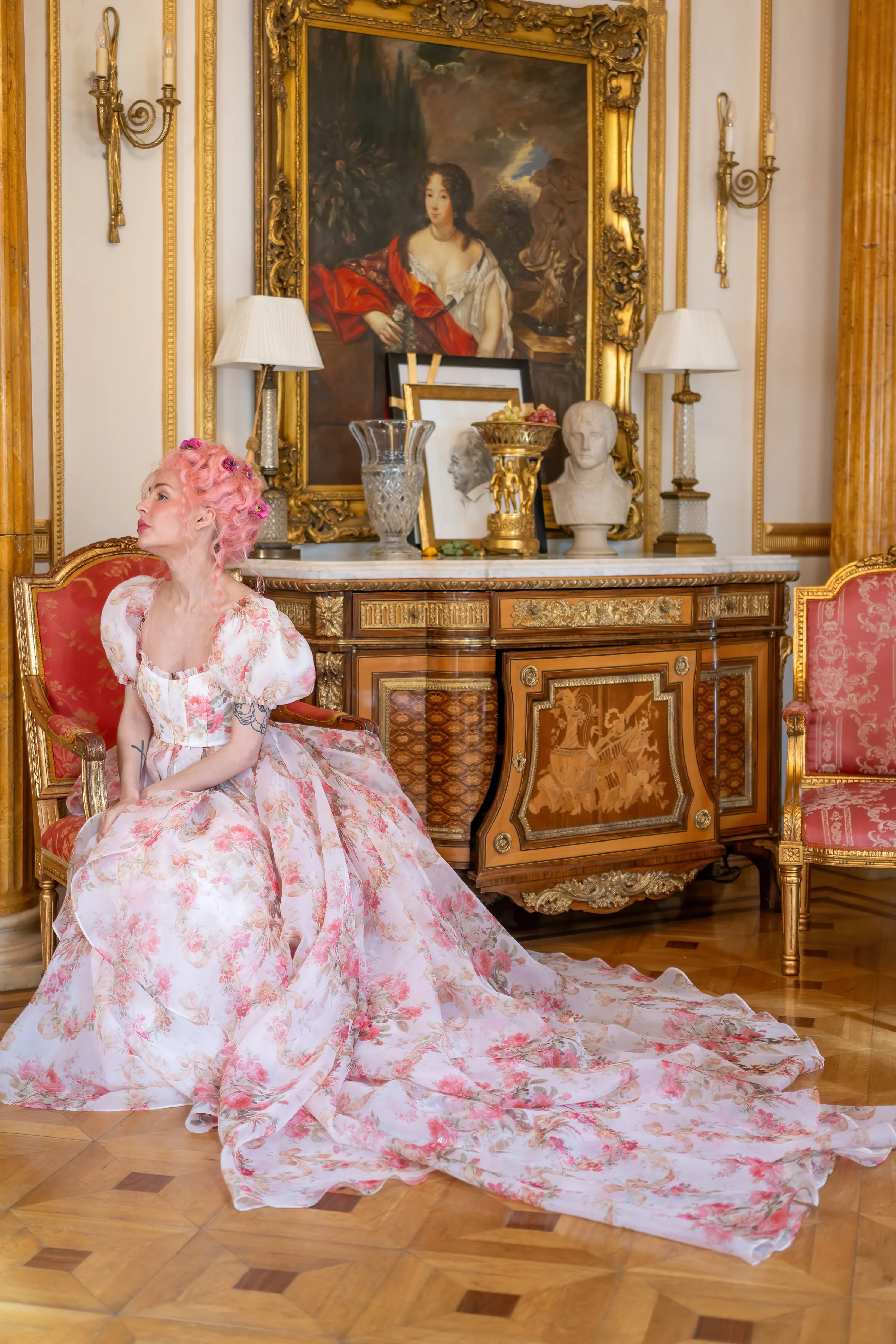 Venetian Rose Renaissance Gown - Image 13
