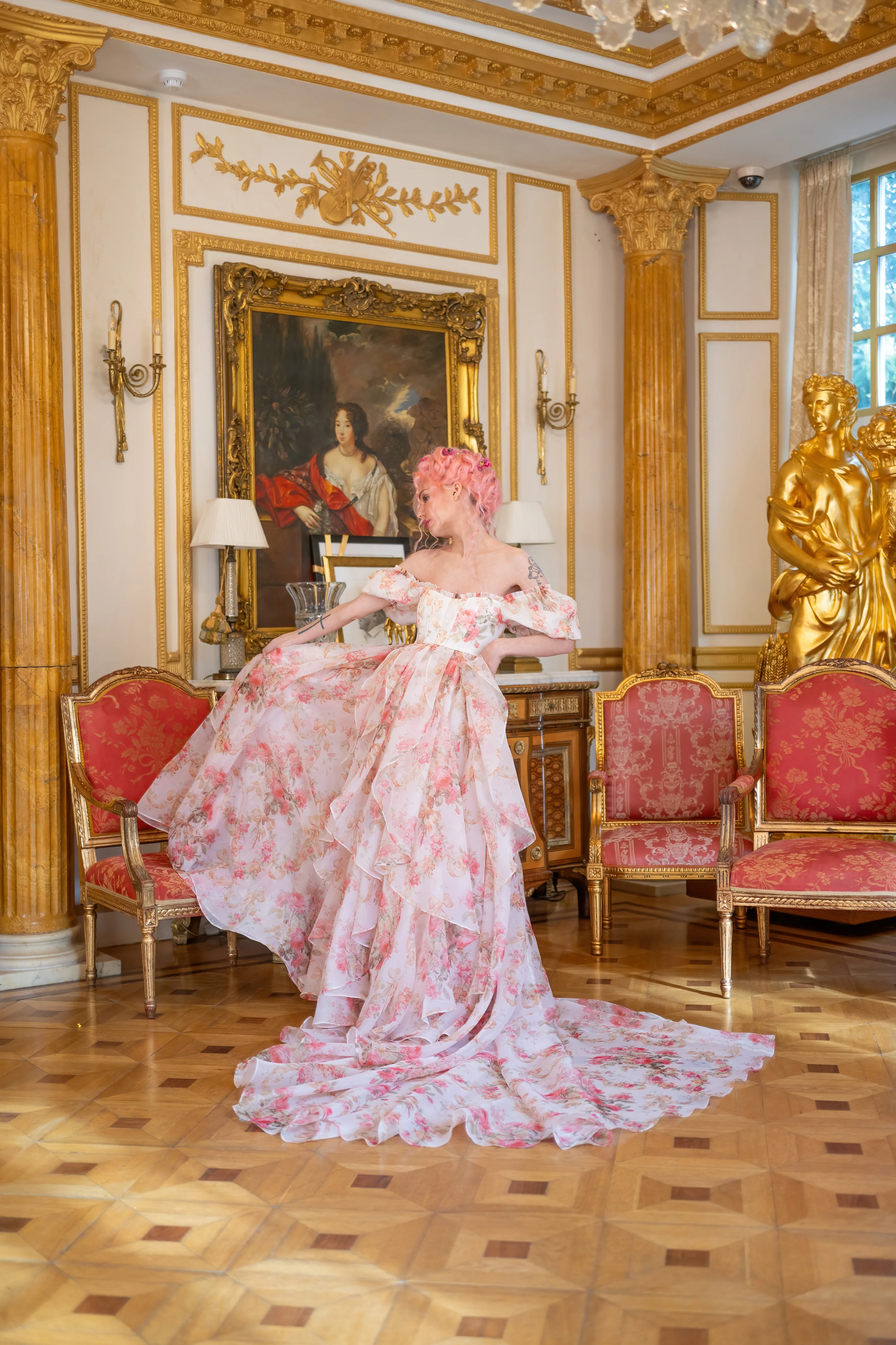 Venetian Rose Renaissance Gown - Image 27